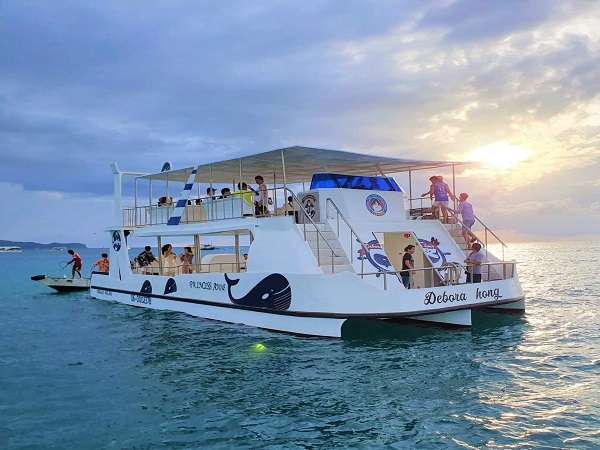 Boracay｜1.5-day tour with 2 water activities, lunch and Sunset Yacht Cruise (Min. 4 people)